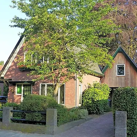 Onder De Rode Beuk Bed & Breakfast 3*