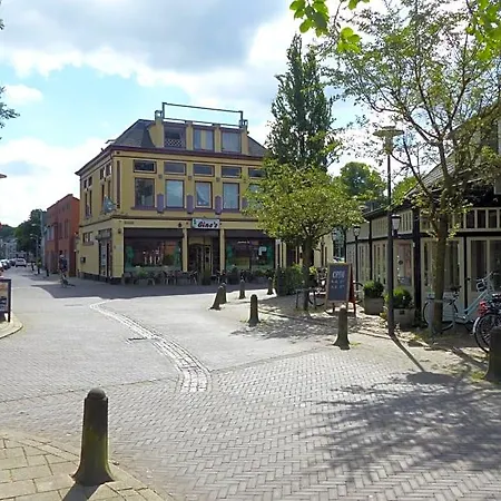 Onder De Rode Beuk 3*