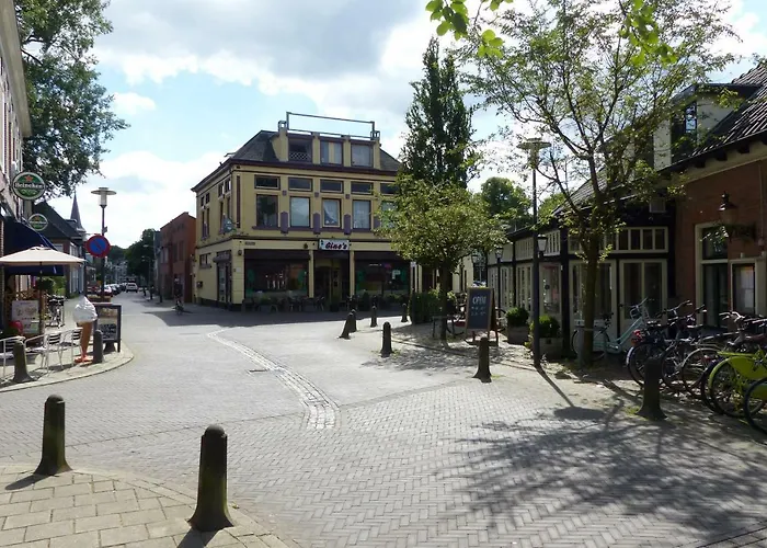 Onder De Rode Beuk 3*